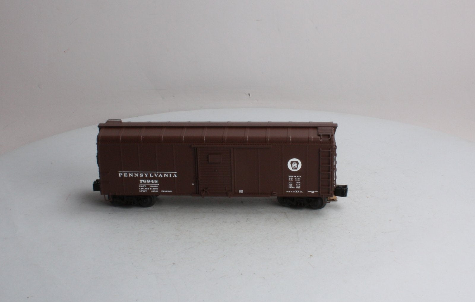 Lionel 6-17733 O Gauge Pennsylvania Round-Roof Boxcar #78948 NIB