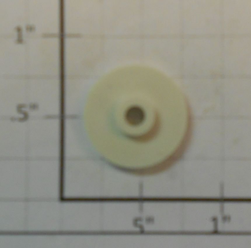 Lionel 100-101 .750" White Insulator Washer