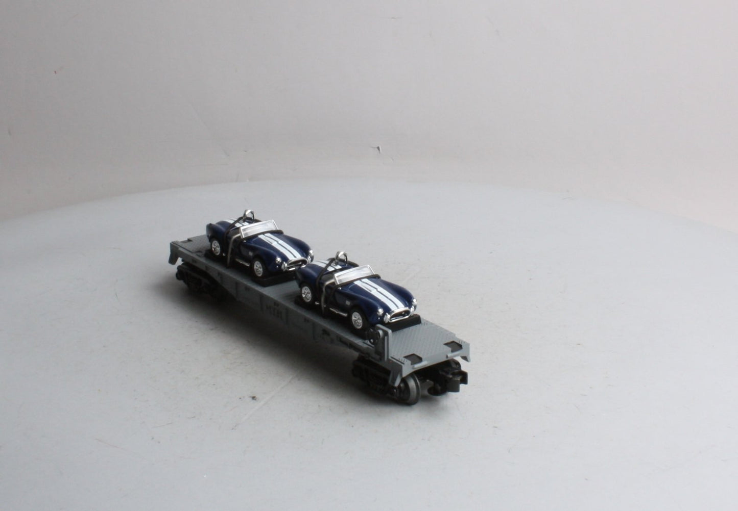 MTH 30-7660 O Gauge MTH Auto Transport Flatcar with Ertl '65 Shelby Cobra's NIB