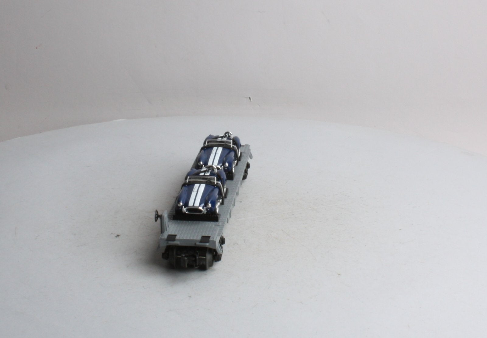 MTH 30-7660 O Gauge MTH Auto Transport Flatcar with Ertl '65 Shelby Cobra's NIB
