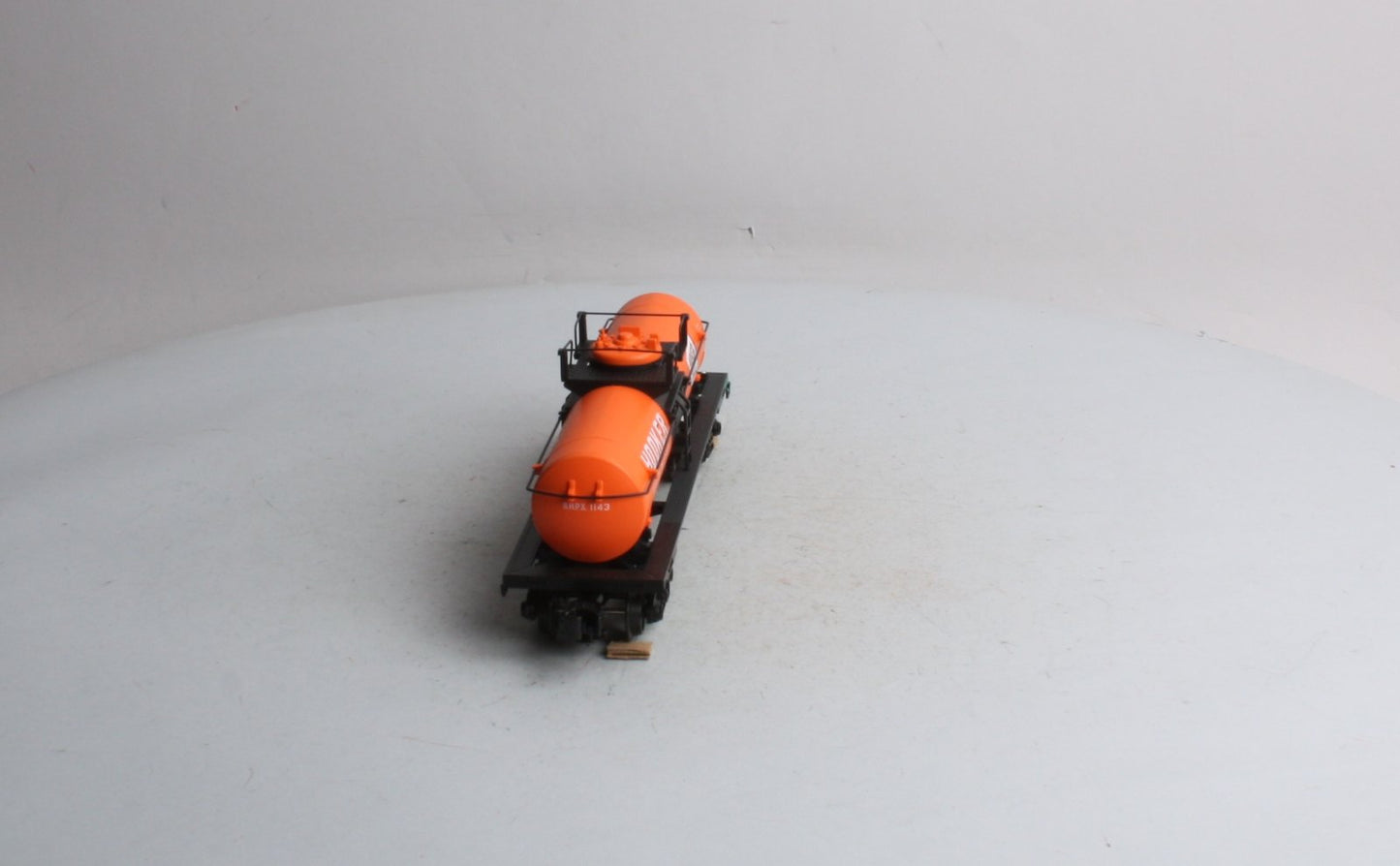 Atlas 1005002-2 O Gauge Hooker Chemicals Tank Car No.1143 (3 Rail) LN/Box