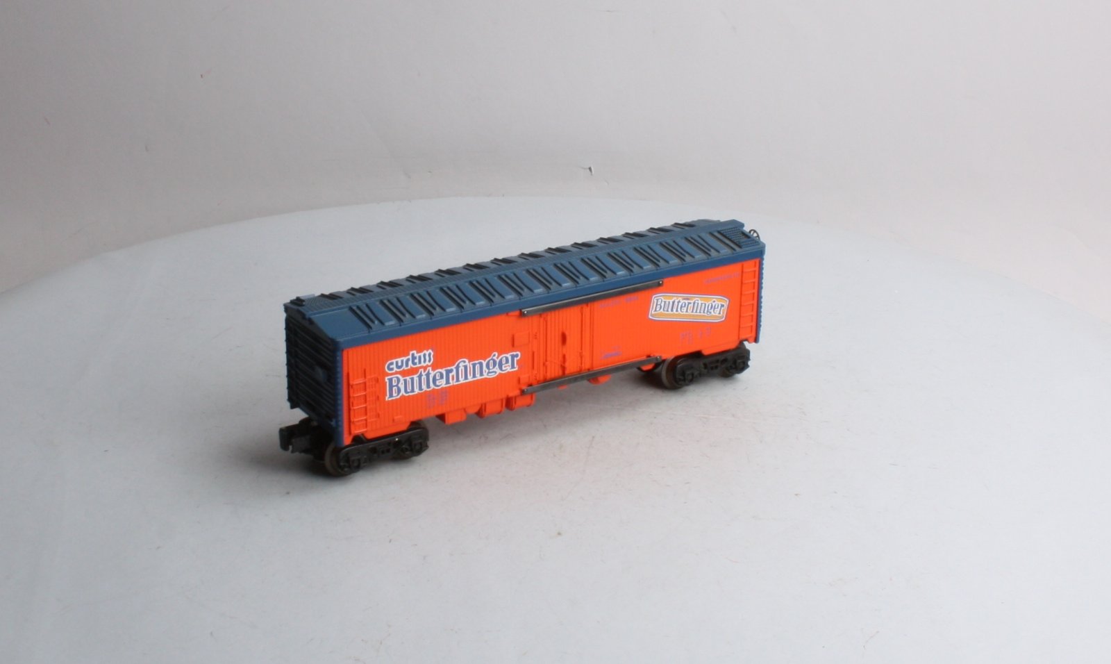 Lionel 6-9858 O Gauge Butterfinger Billboard Reefer Car LN/Box