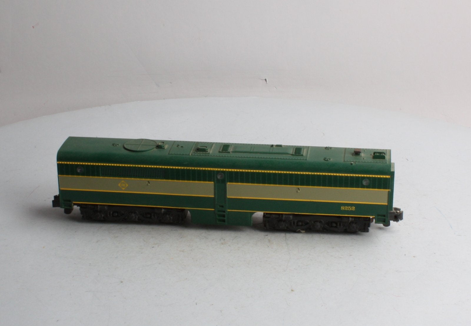 American Flyer 4-8252 S Erie Alco B-Unit Non-Powered Diesel Locomotive with Horn NIB