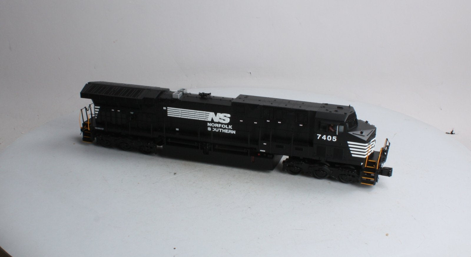 MTH 20-2384-1 Norfolk Southern AC6000 Diesel Engine #7405 w/PS 2.0 LN/Box