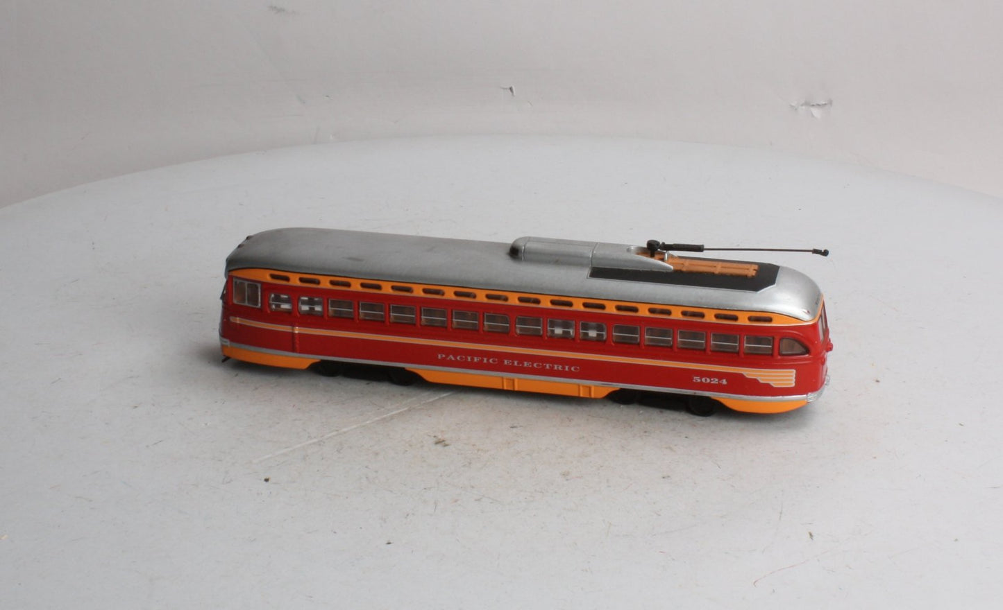 Corgi 55006 1:50 Die Cast Pacific Electric Non Motorized PCC Streetcar