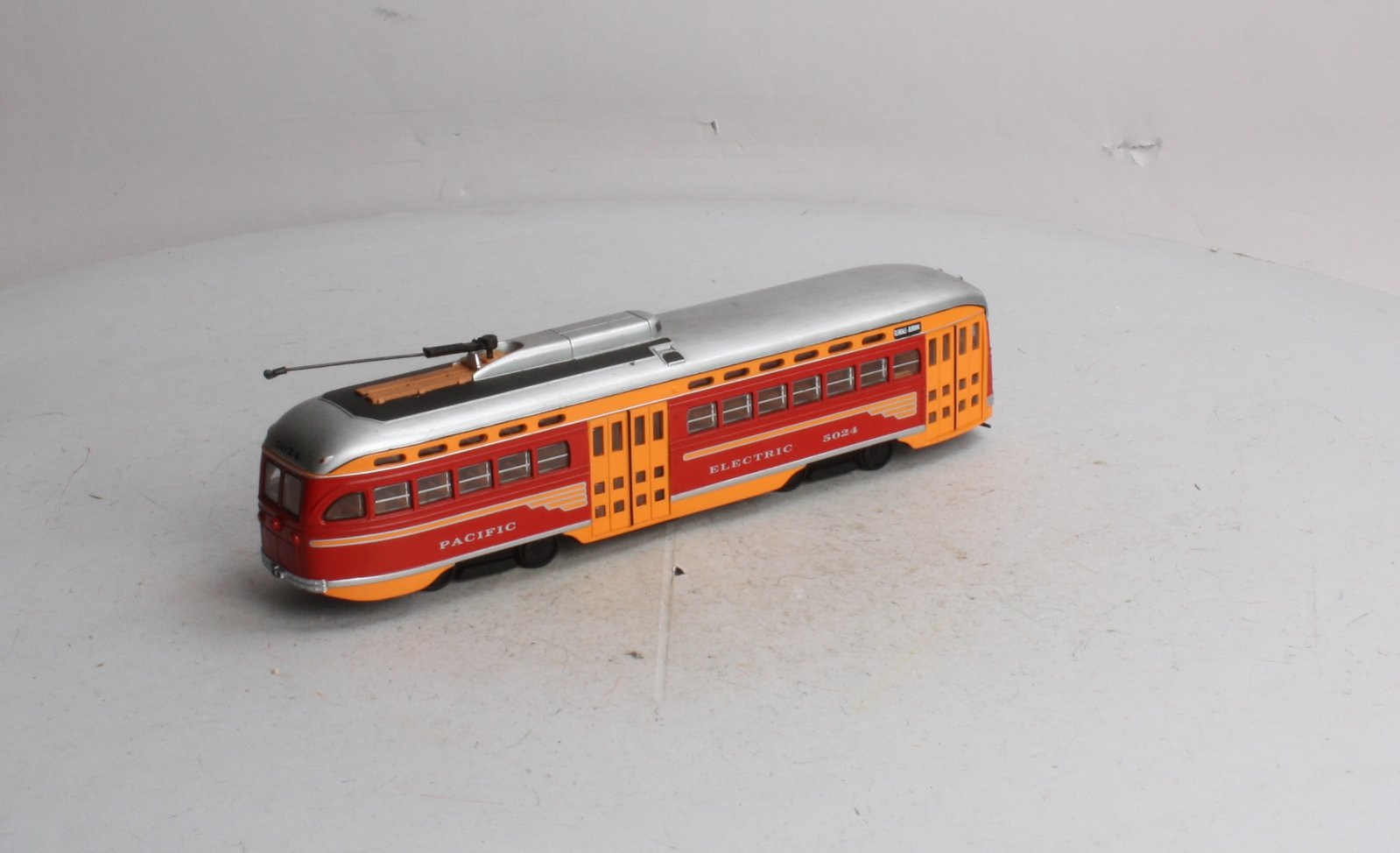 Corgi 55006 1:50 Die Cast Pacific Electric Non Motorized PCC Streetcar