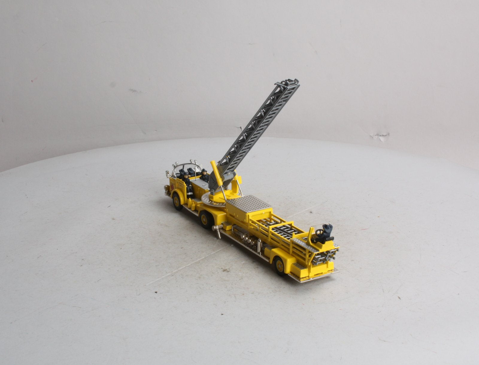 Corgi 97398 1:50 Jersey City American La France Aerial Ladder Truck MT/Box