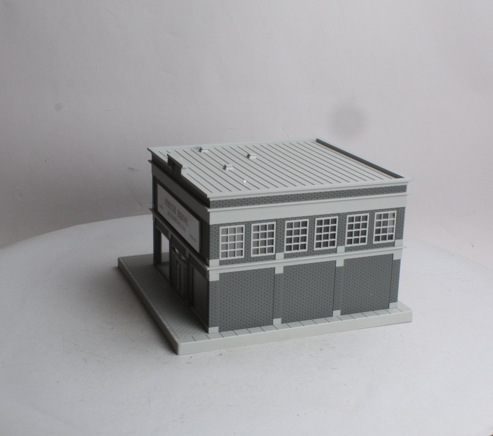 MTH 30-90021 O Gauge Smith Brothers Auto Dealership