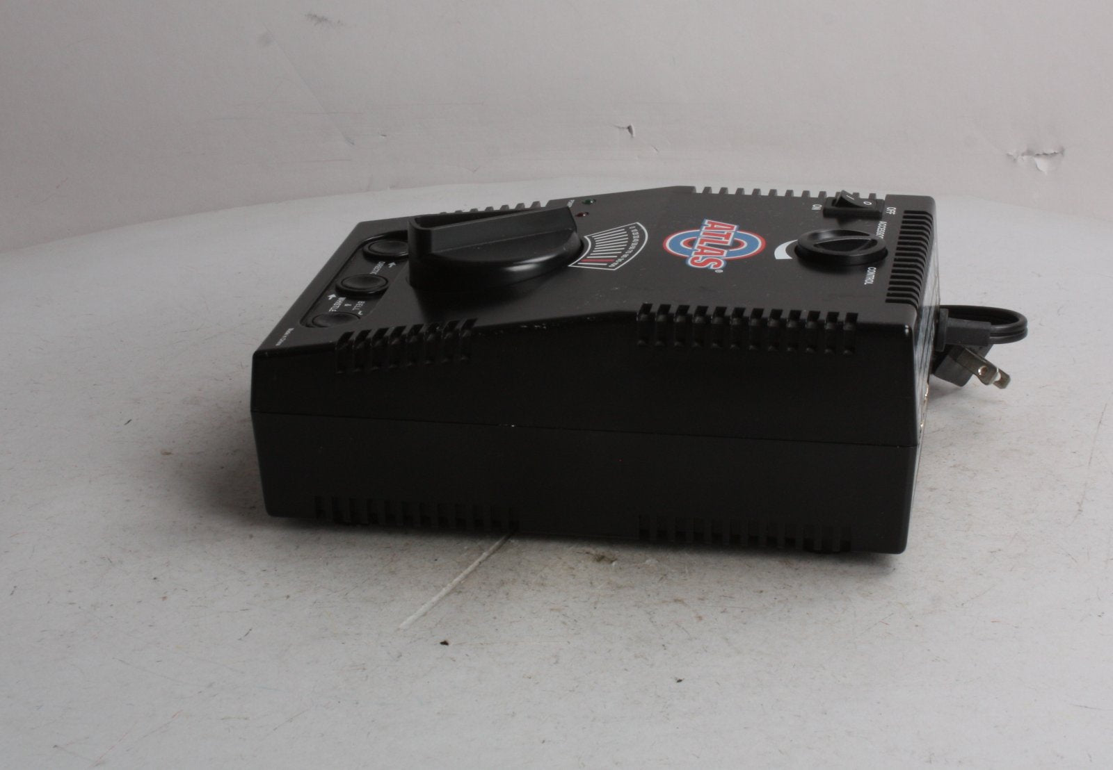 Atlas 1000080 O Industrial Rail 80 Watt Power Pack