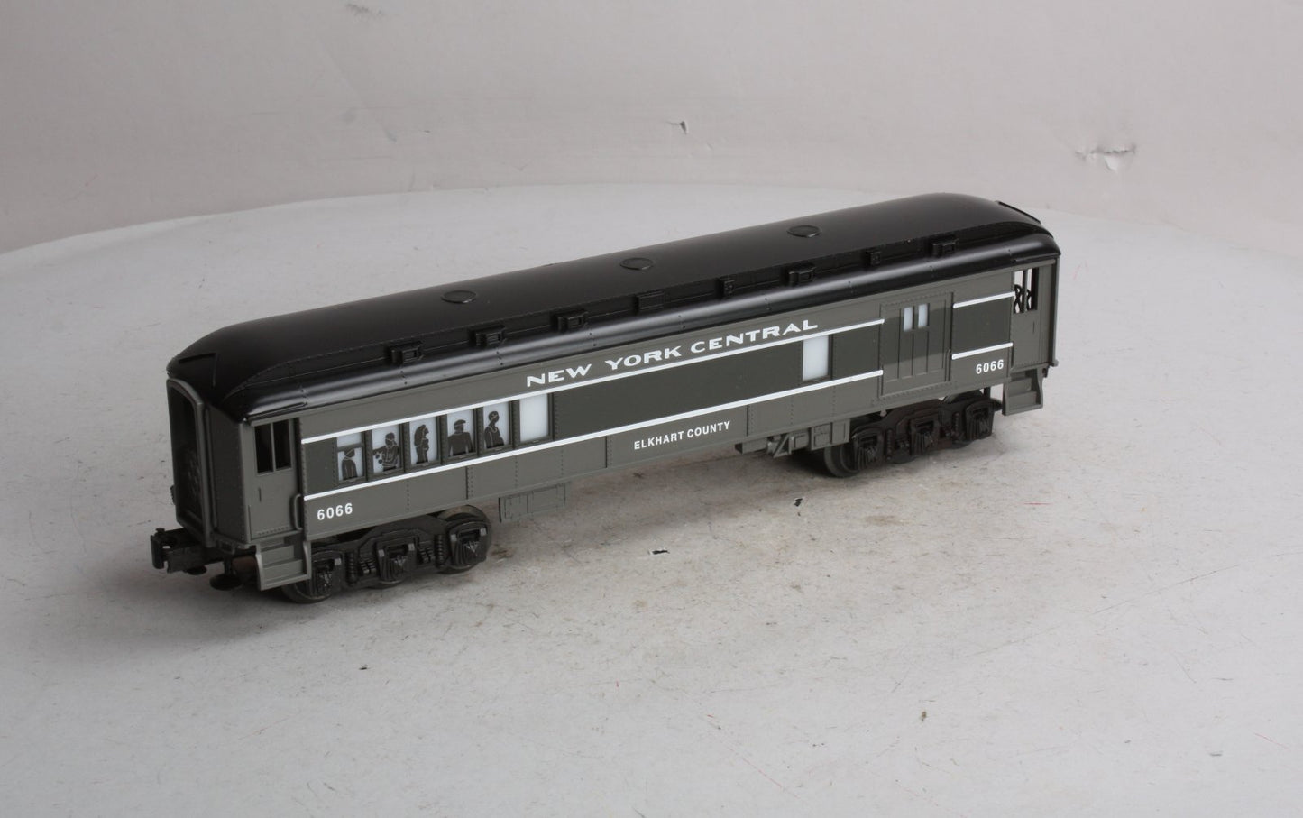 Lionel 6-16066 O Gauge New York Central Combination Passenger Car NIB