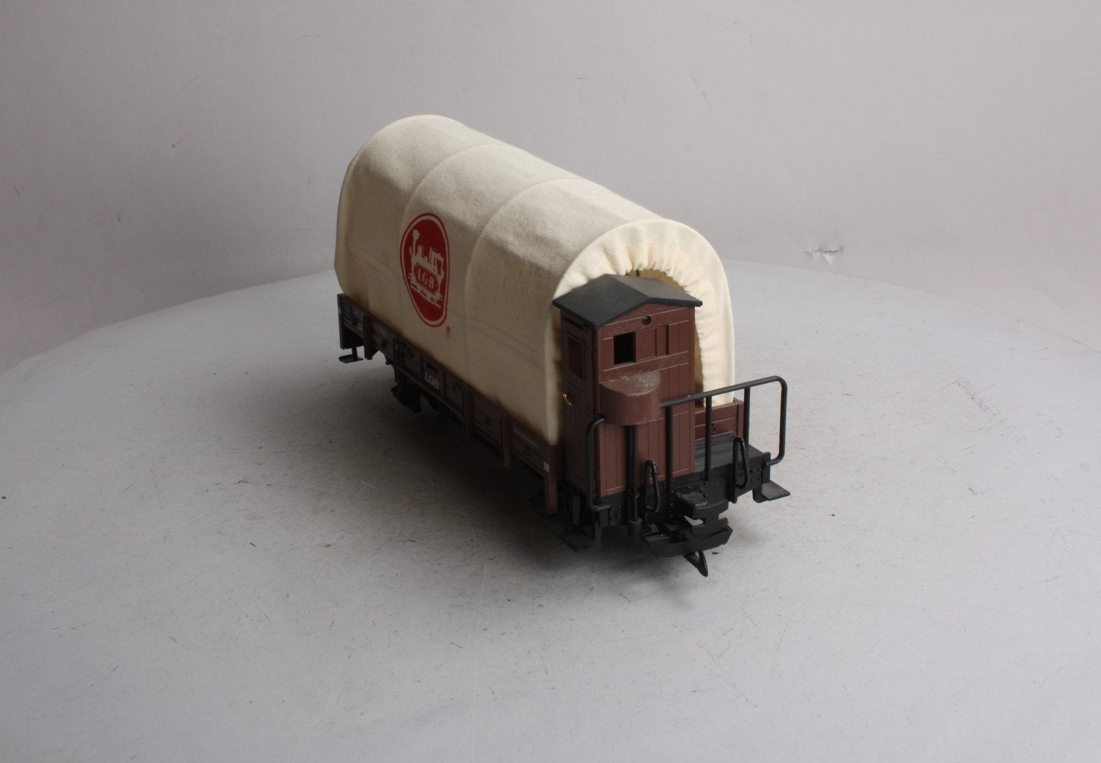 LGB 40130 LGB Flatcar with Covered Load LN/Box