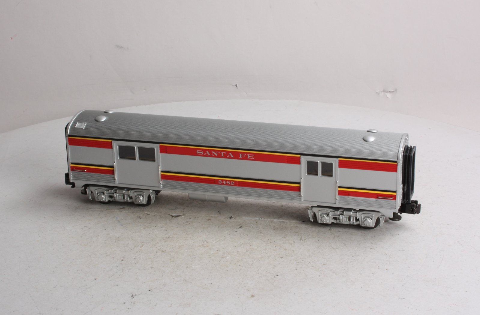 MTH 30-6103S-1 O Gauge Santa Fe Streamlined Baggage Car #3482 EX/Box
