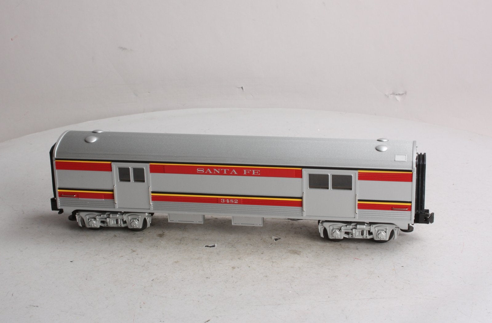 MTH 30-6103S-1 O Gauge Santa Fe Streamlined Baggage Car #3482 EX/Box
