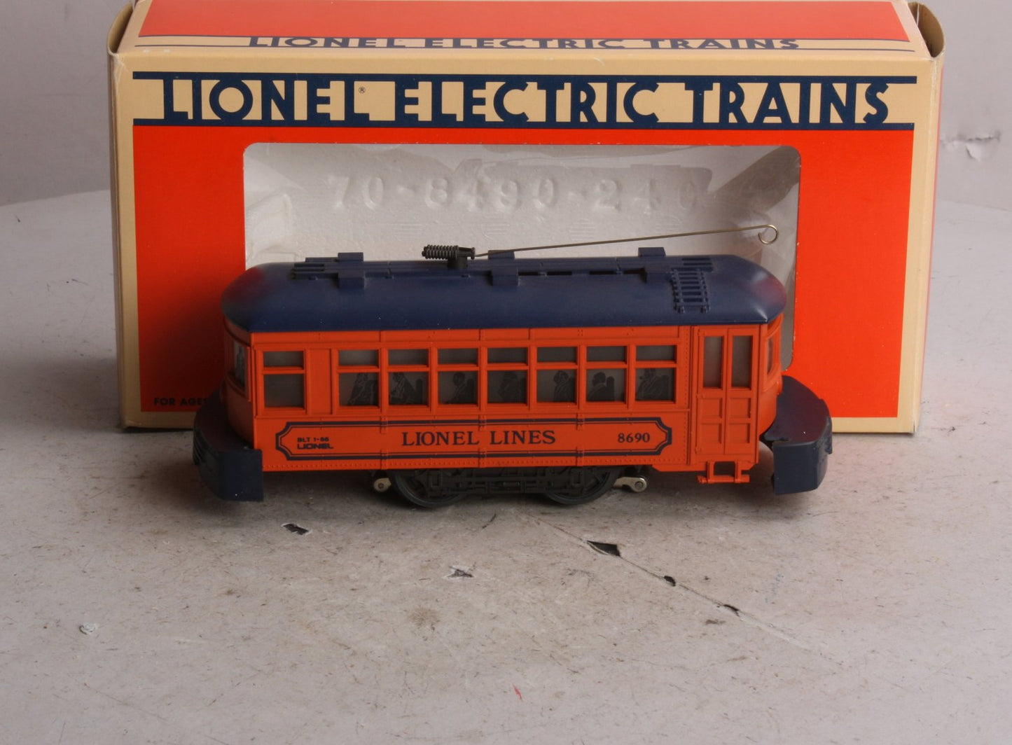 Lionel 6-8690 O Gauge Lionel Lines Trolley Car #8690 EX/Box