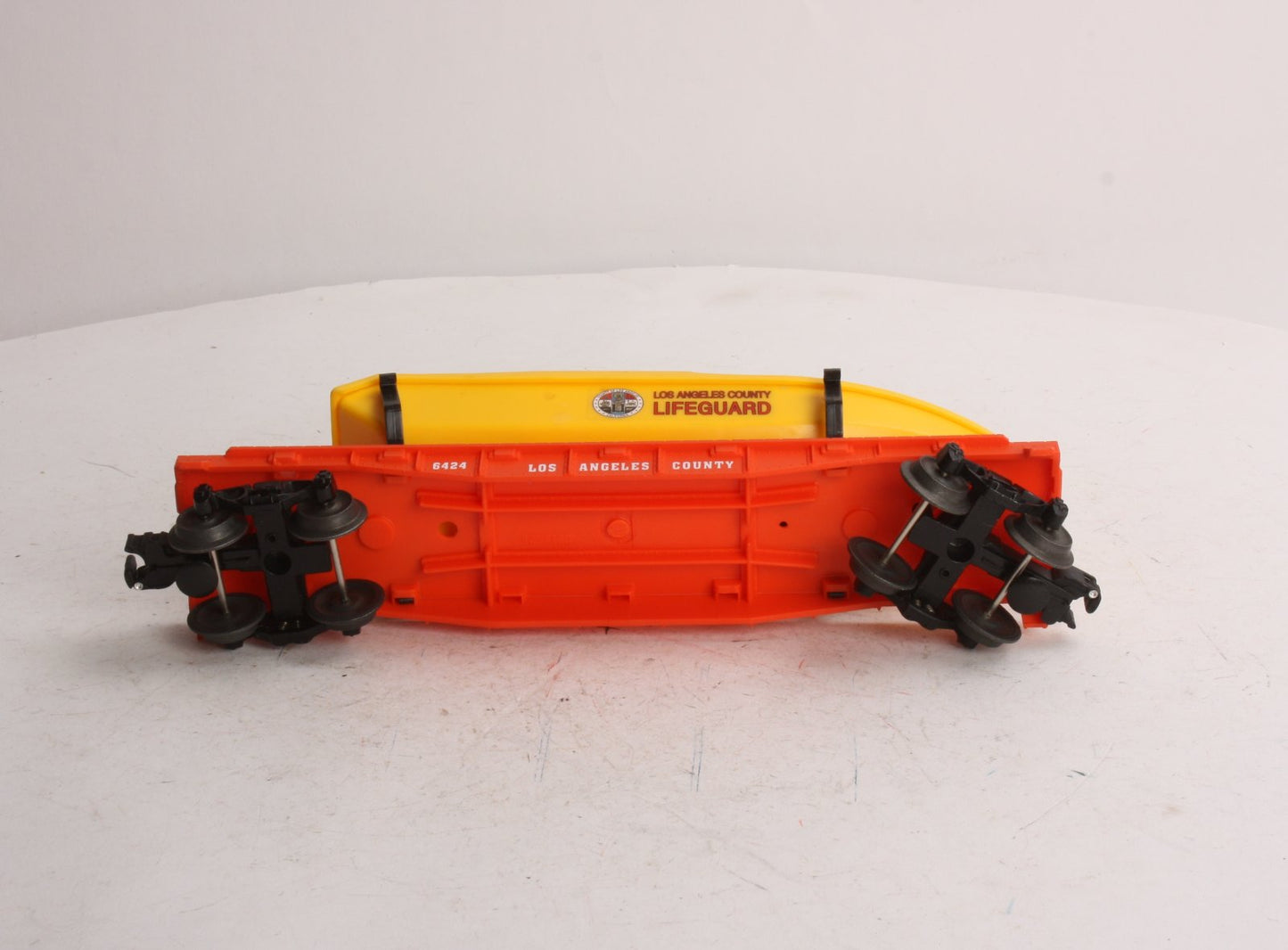 Lionel 6-16970 O Gauge L.A. County Lifeguard Flatcar w/ Lifeguard Boat #6424 LN/Box