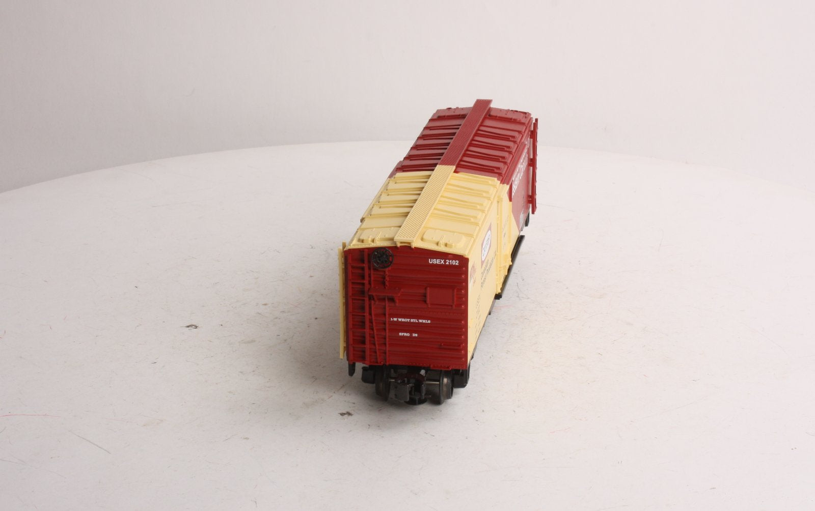 MTH 20-94028 O Gauge MTHRRC 2002 Canfor Reefer Car #2102 LN/Box