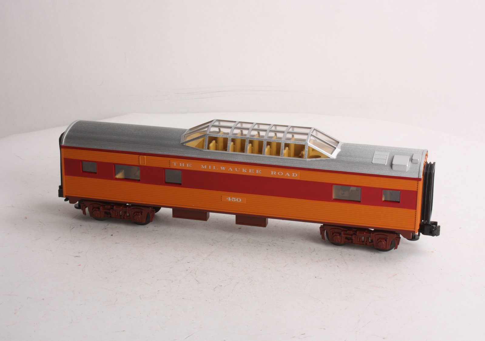 MTH 30-6090-3 O Milwaukee Road Streamlined Vista Dome Car #450 LN/Box