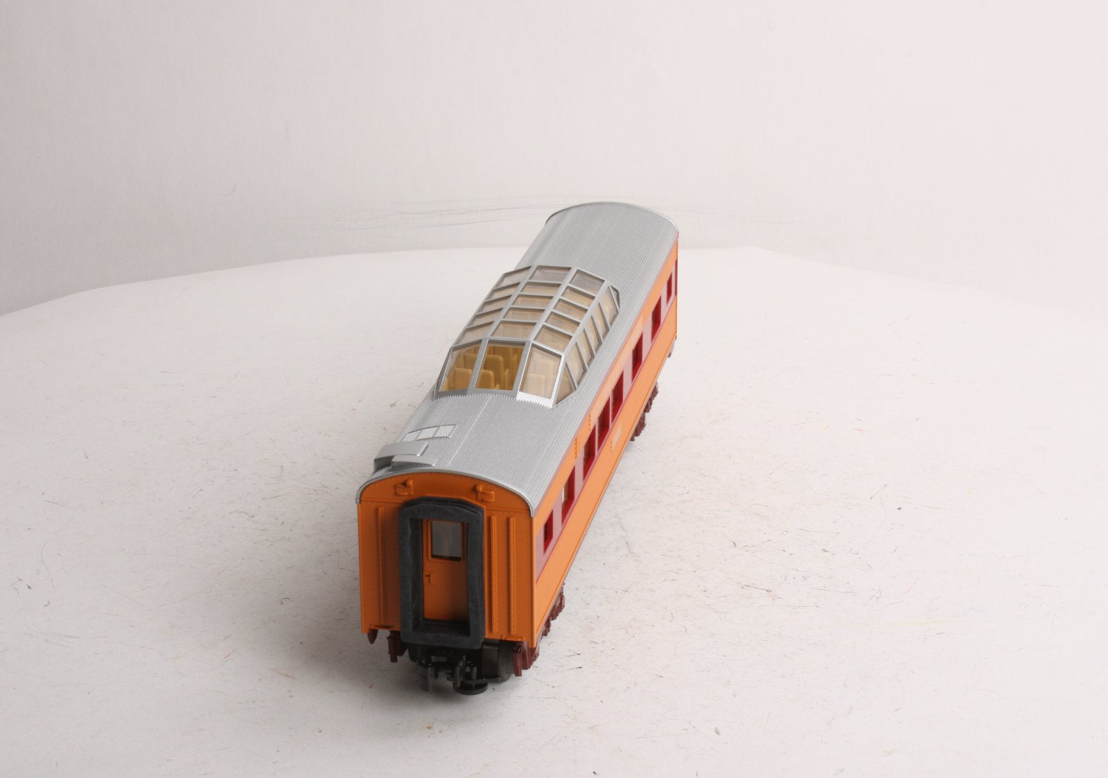 MTH 30-6090-3 O Milwaukee Road Streamlined Vista Dome Car #450 LN/Box