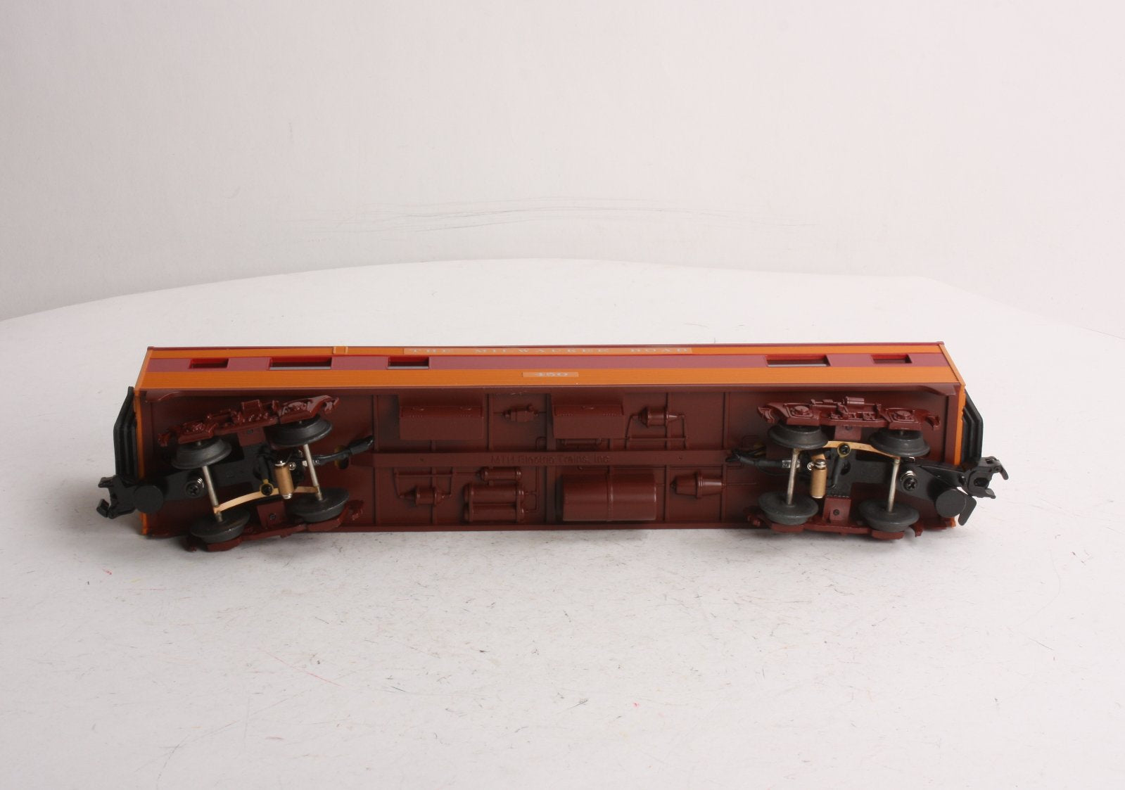 MTH 30-6090-3 O Milwaukee Road Streamlined Vista Dome Car #450 LN/Box