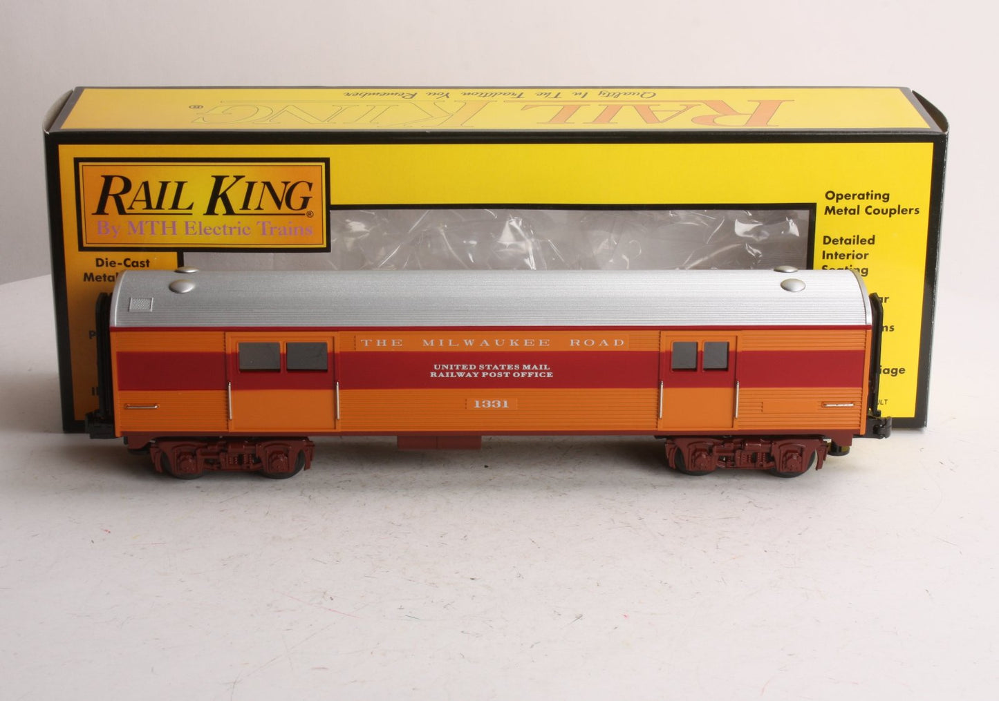 MTH 30-6090-1 Milwaukee Road Streamlined Baggage Car #1331 NIB