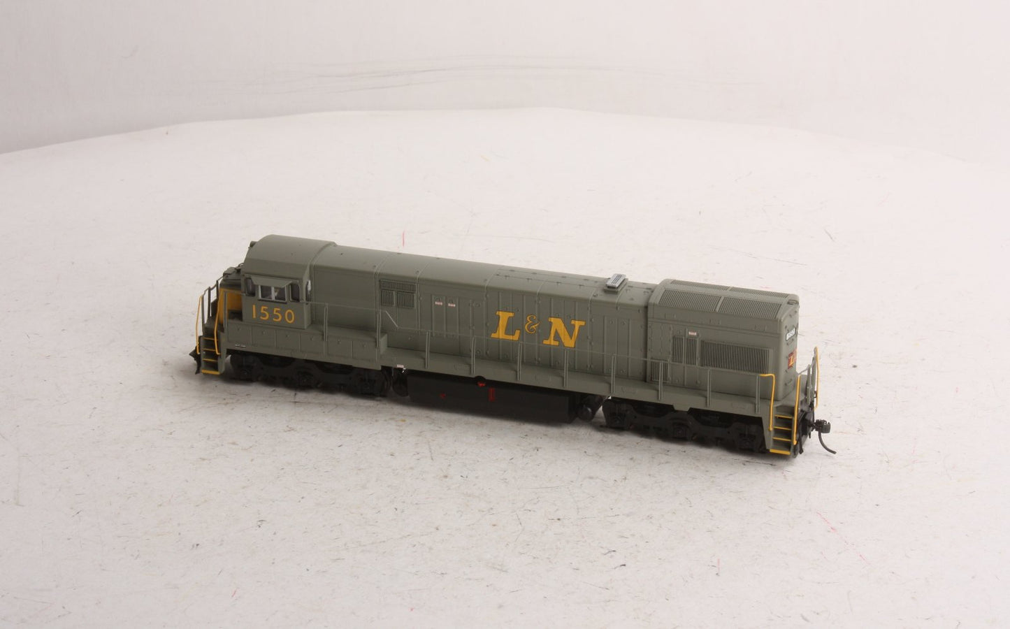 Atlas 7310 HO Louisville & Nashville GE U30C Diesel Locomotive Standard DC #1550