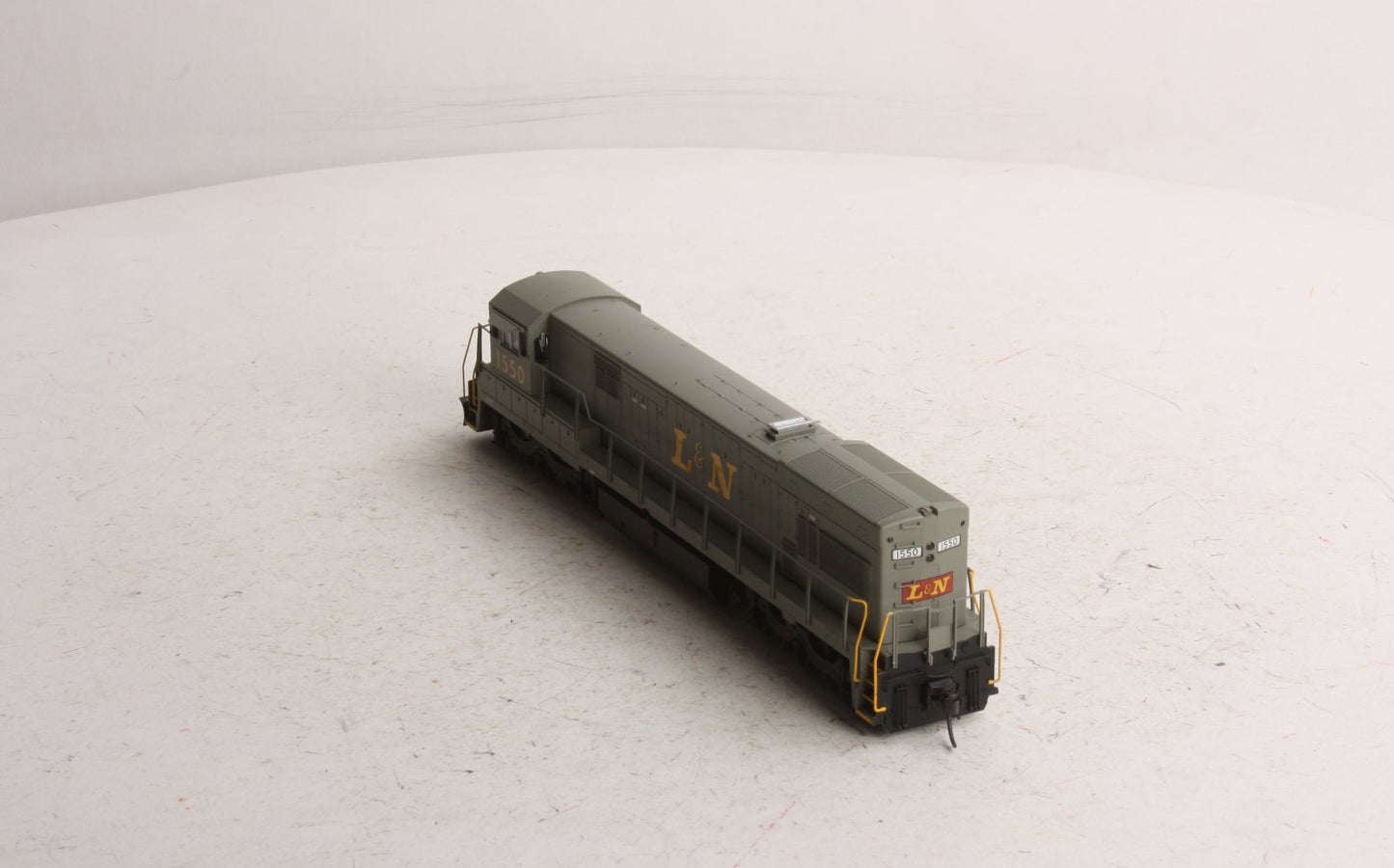 Atlas 7310 HO Louisville & Nashville GE U30C Diesel Locomotive Standard DC #1550