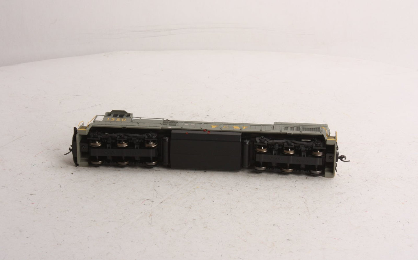Atlas 7310 HO Louisville & Nashville GE U30C Diesel Locomotive Standard DC #1550
