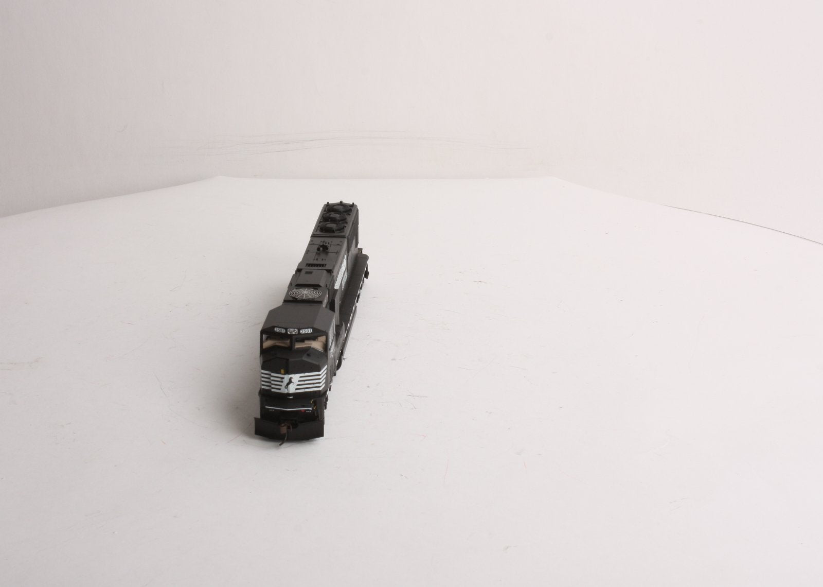 Athearn G6156 HO Scale Norfolk Southern SD70M Diesel Locomotive #2581 LN/Box