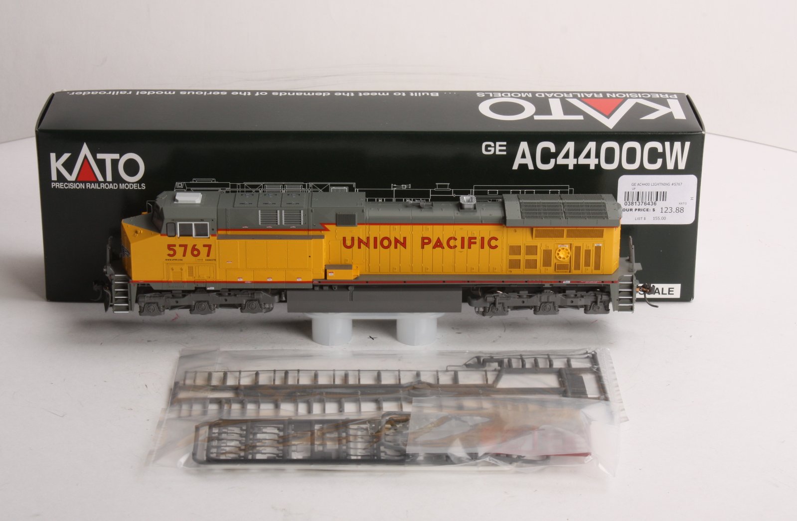 Kato 37-6436 HO Union Pacific GE AC4400CW Diesel Locomotive #5767 LN/Box