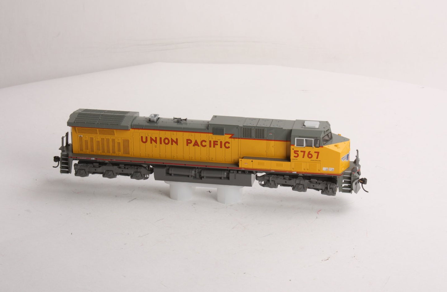 Kato 37-6436 HO Union Pacific GE AC4400CW Diesel Locomotive #5767 LN/Box