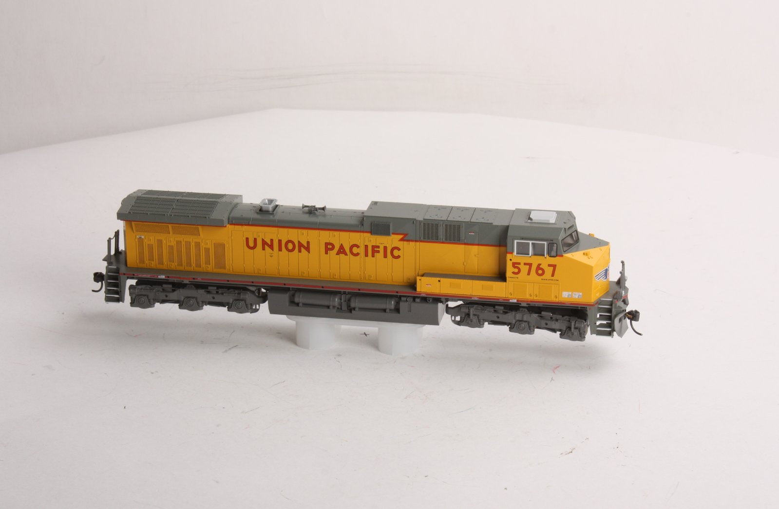 Kato 37-6436 HO Union Pacific GE AC4400CW Diesel Locomotive #5767 LN/Box