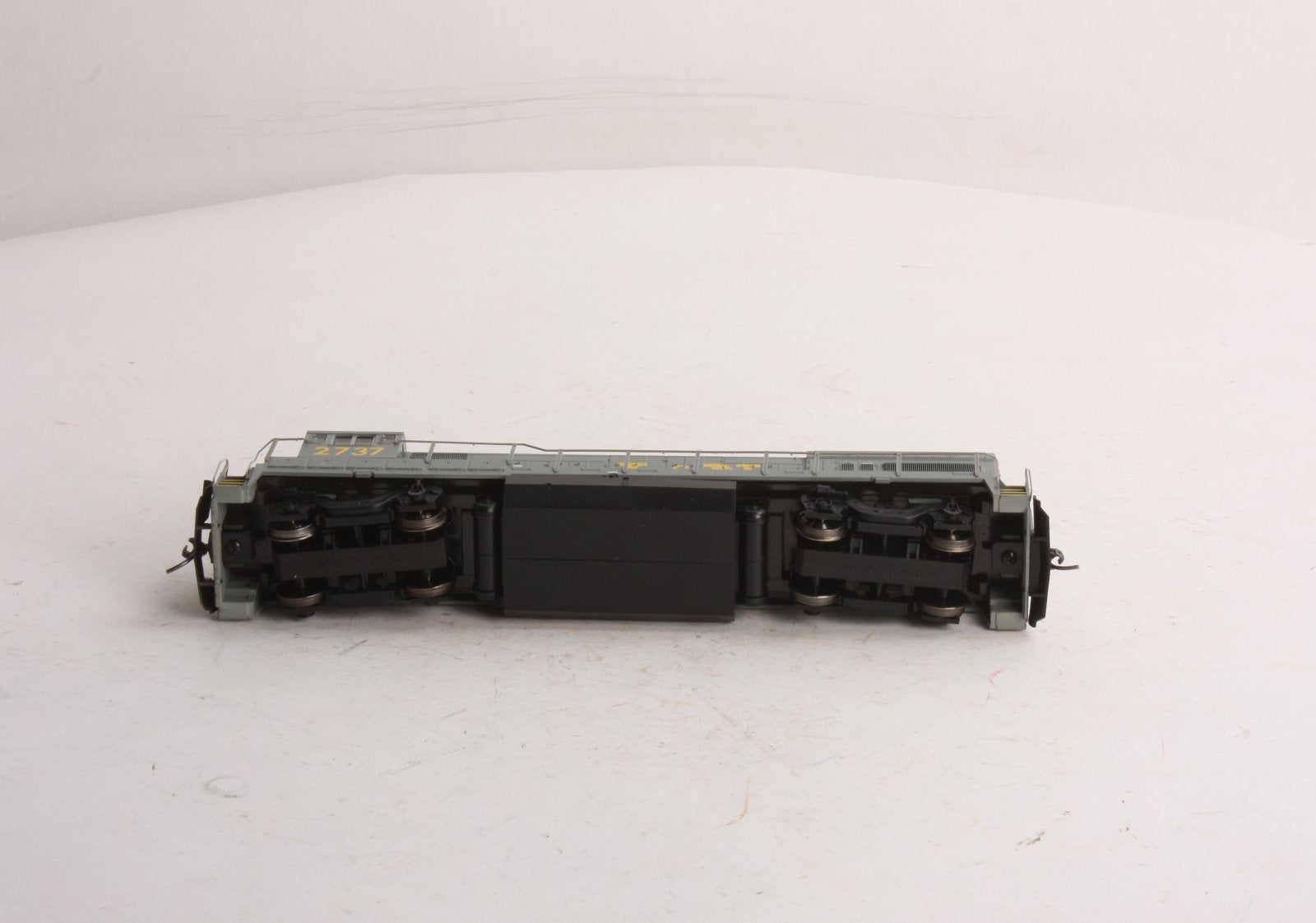 Atlas 8671 HO Louisville & Nashville GE U23B Diesel Locomotive #2737 LN/Box
