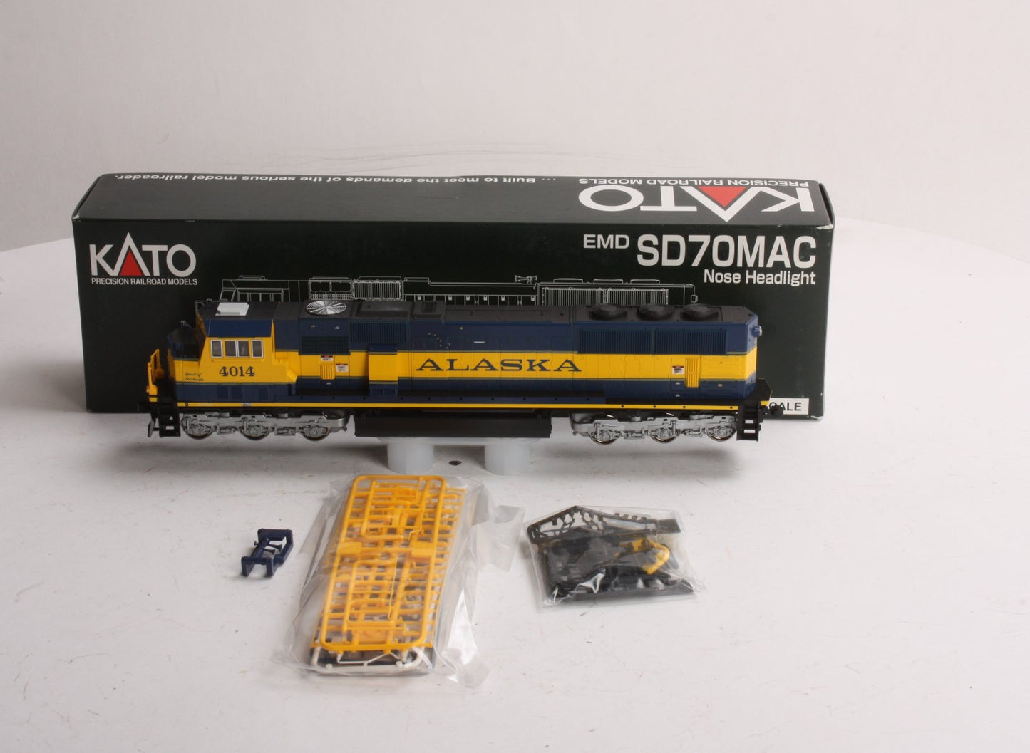 Kato 37-6454 HO Alaska Railroad SD70MAC Diesel Locomotive #4014 LN/Box