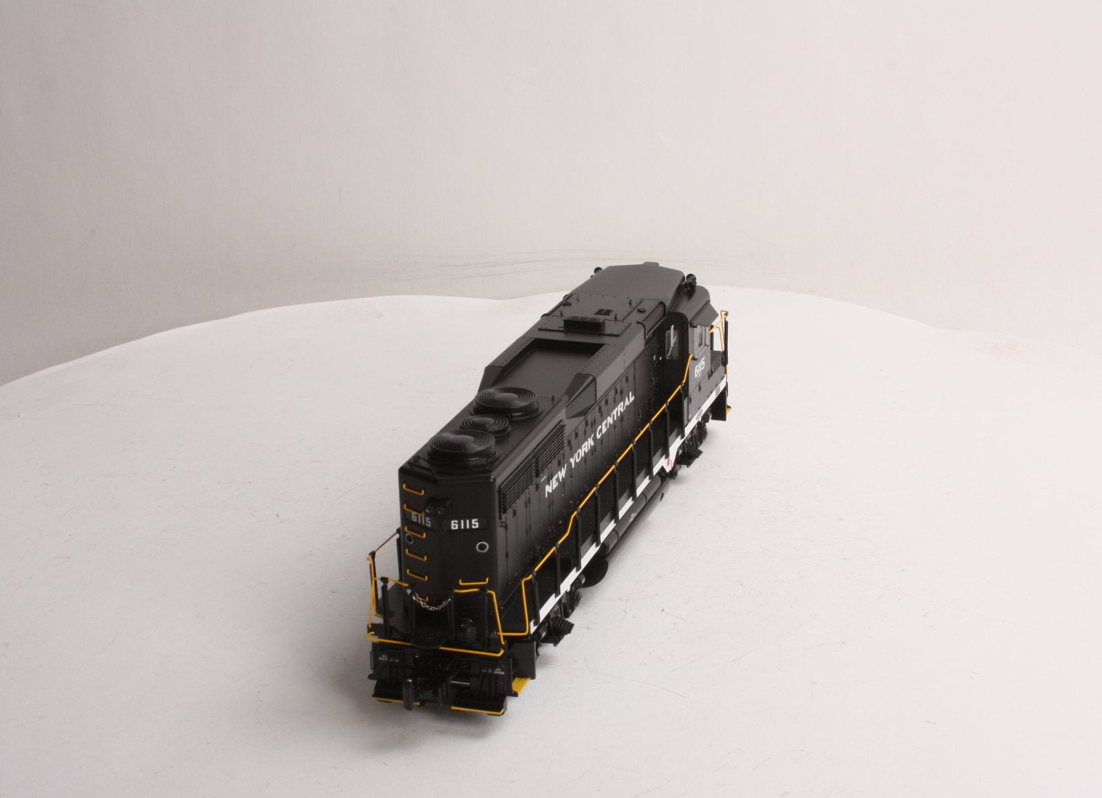 Lionel 6-28850 New York Central GP-30 Diesel Locomotive #6115 MT/Box