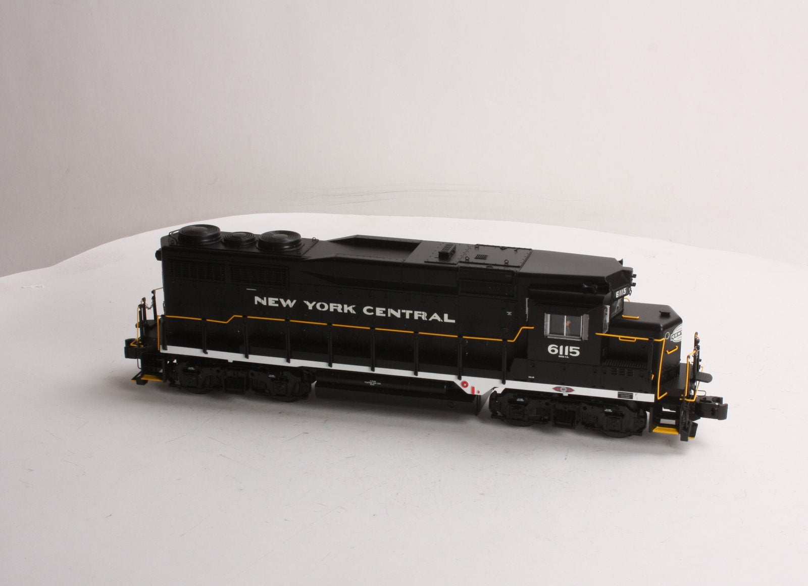 Lionel 6-28850 New York Central GP-30 Diesel Locomotive #6115 MT/Box