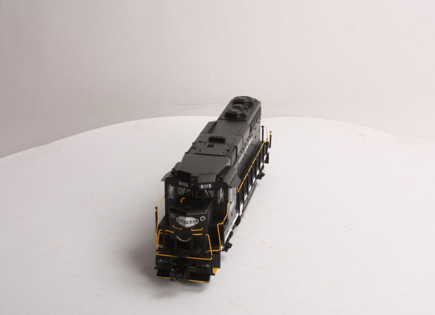Lionel 6-28850 New York Central GP-30 Diesel Locomotive #6115 MT/Box