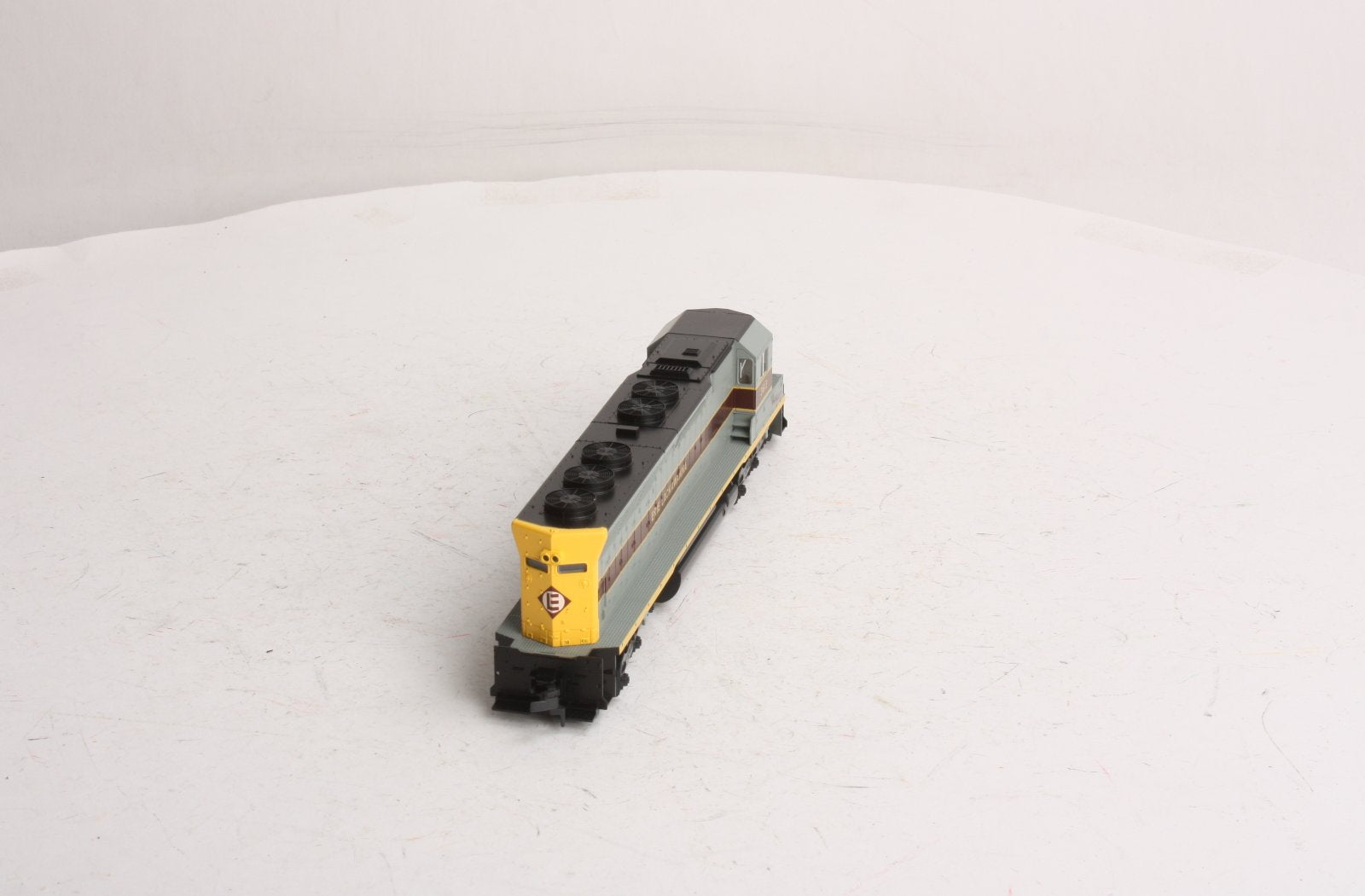 Kato 37-1704 HO Erie Lackawanna EMD SD45 Diesel Locomotive #3613 LN/Box
