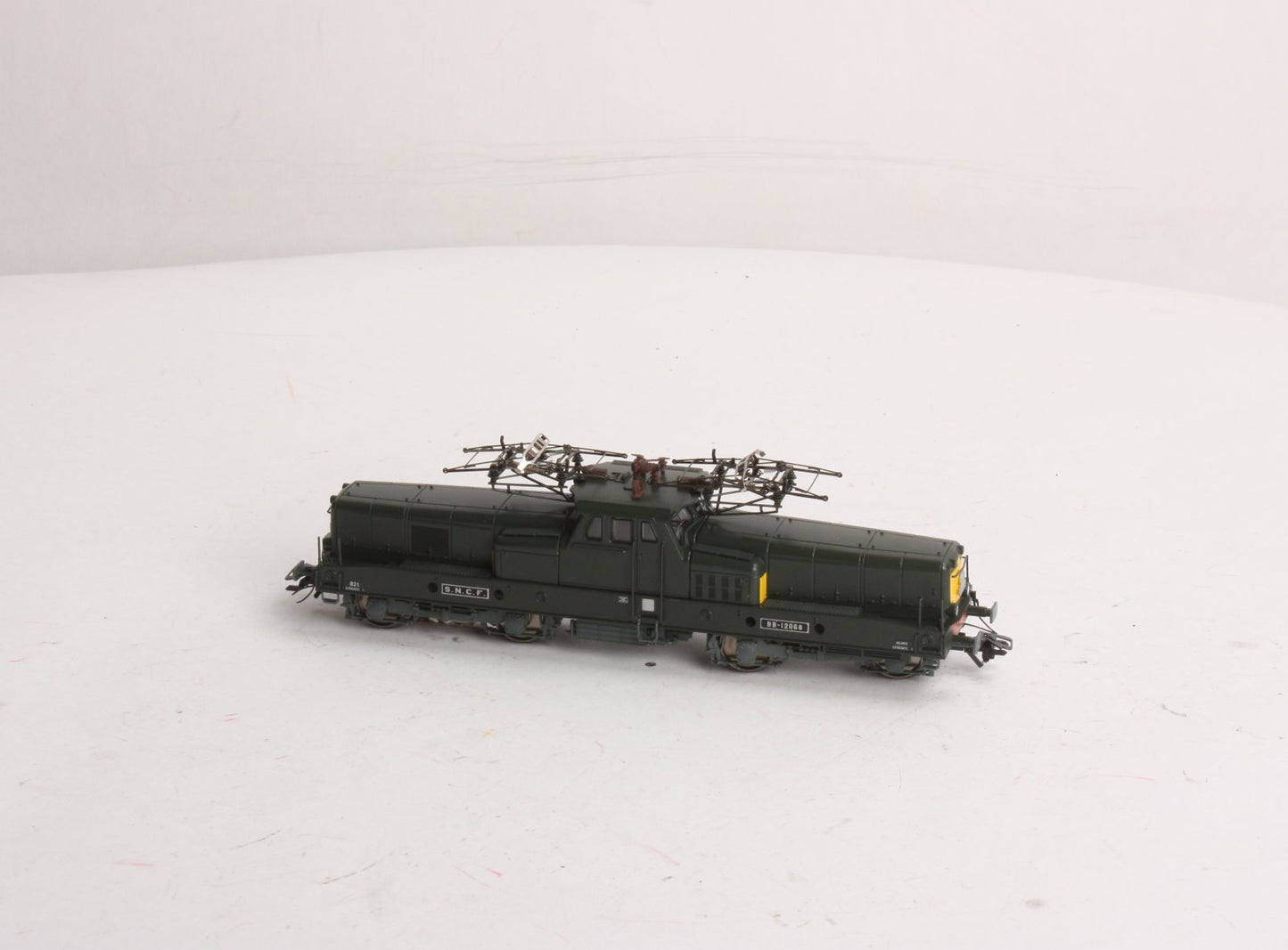 Marklin 37330 HO Scale SNCF Serie BB 12000 Electric Locomotive - Digital LN/Box
