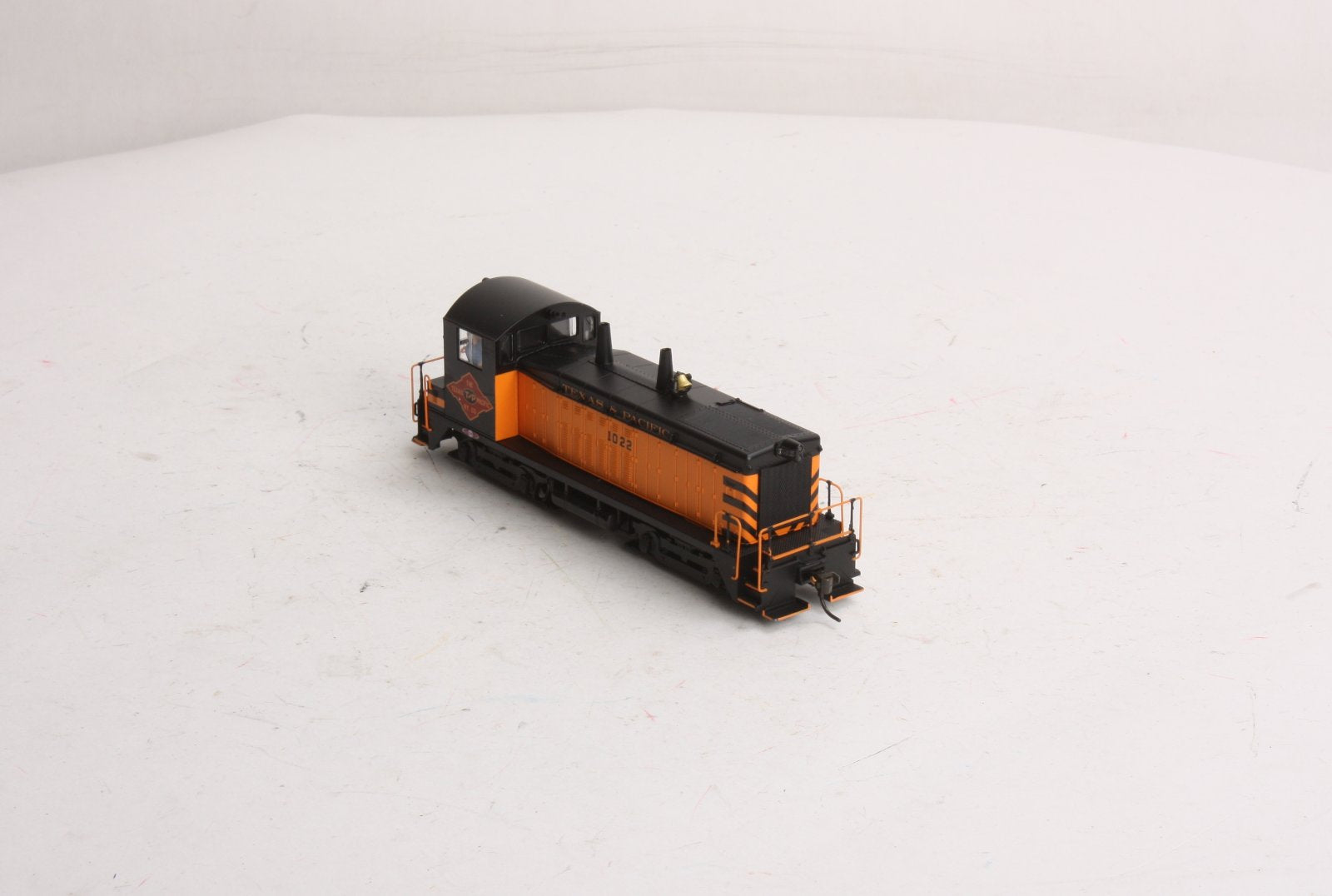 Broadway Limited 2039 HO T&P EMD SW7 Ph2 Diesel Switcher w/DCC/Sound #1022