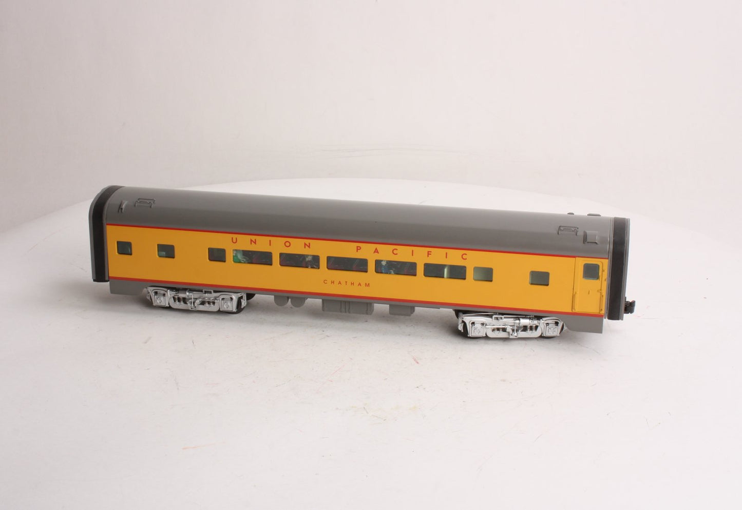 Lionel 6-15371 O Gauge Union Pacific "Chatham" Coach EX