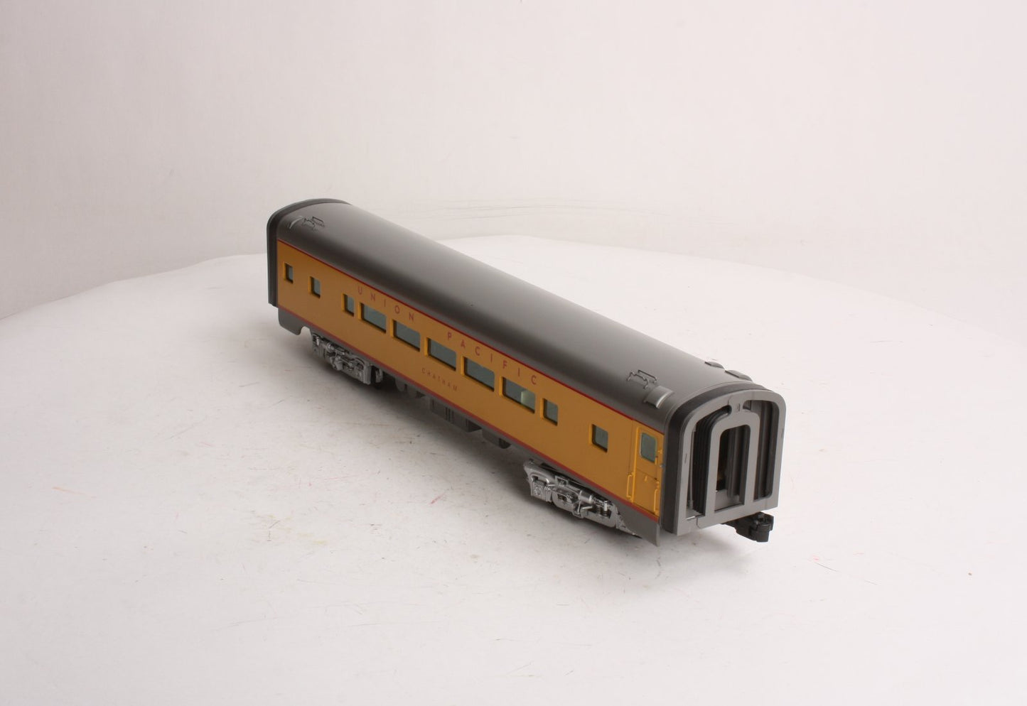 Lionel 6-15371 O Gauge Union Pacific "Chatham" Coach EX