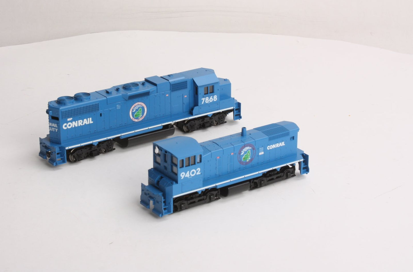 Athearn 2206 HO Conrail GP-38 Power/ SW-1001 Dummy Diesel Set LN/Box