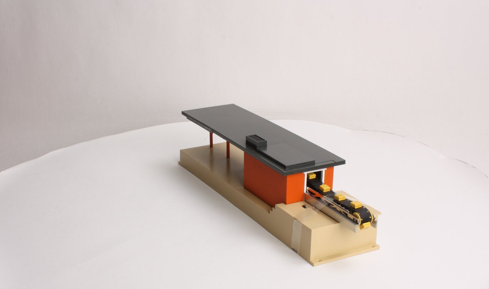 Lionel 6-37975 O Operating Southern Pacific Freight Terminal