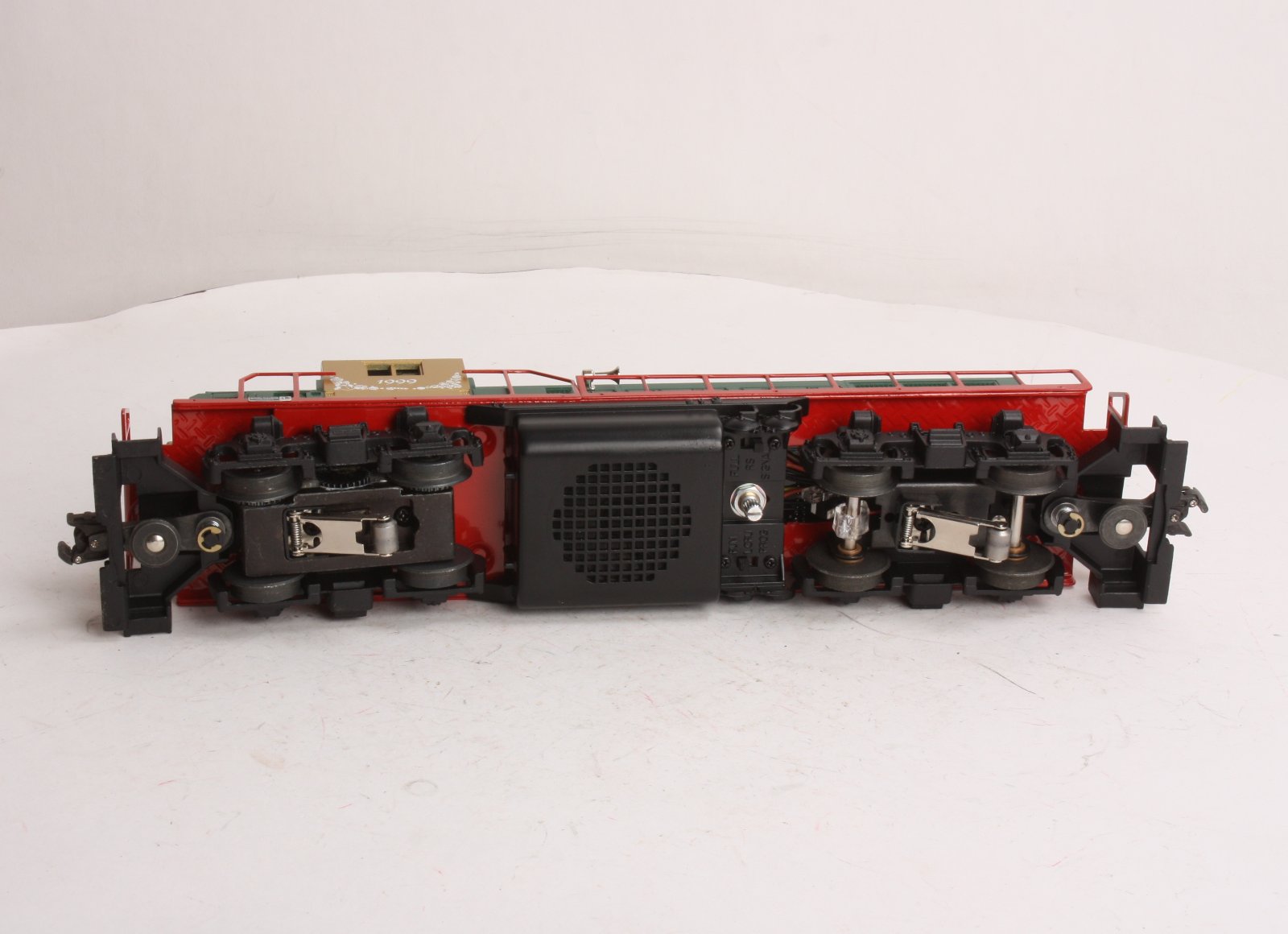 Lionel 6-18897 Christmas GP-7 Diesel Locomotive #1999 LN/Box
