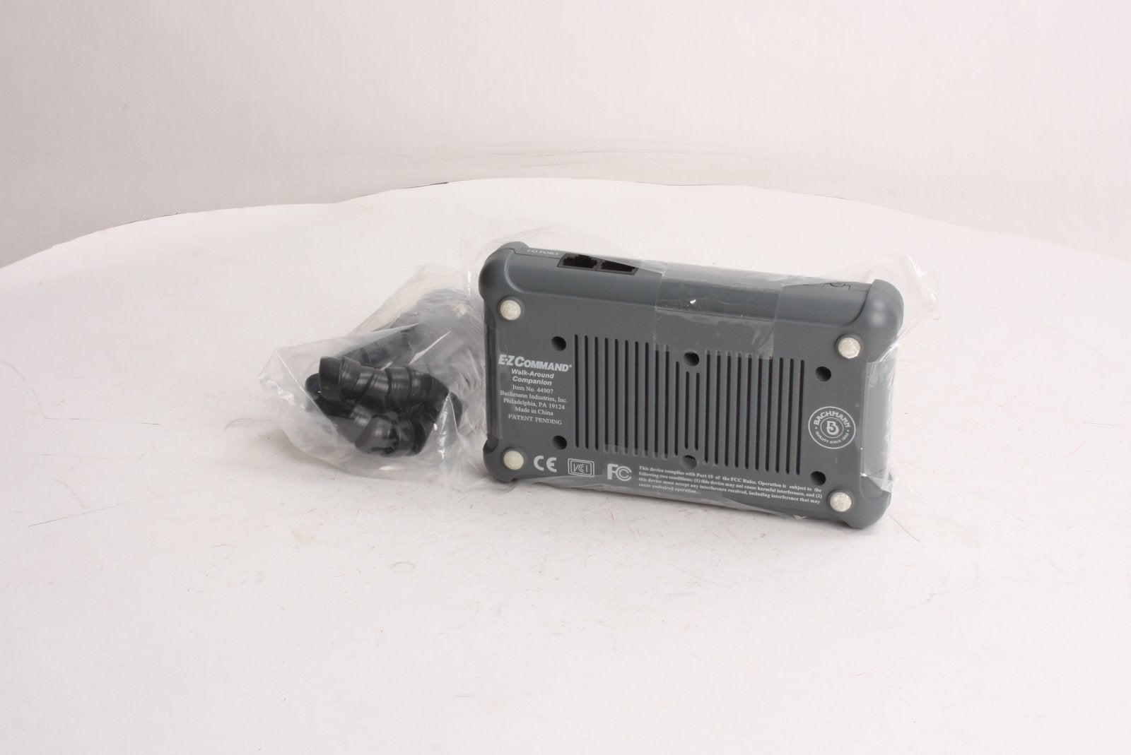Bachmann 44907 HO Walk-Around Companion Command Accessories