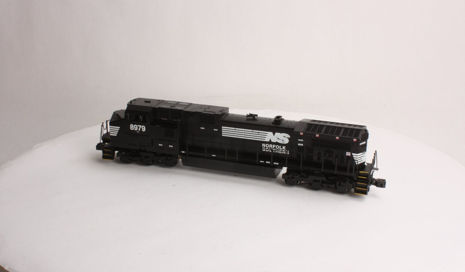Lionel 6-18255 O Norfolk Southern Dash 9 Command Control w/Railsounds #8979 LN/Box