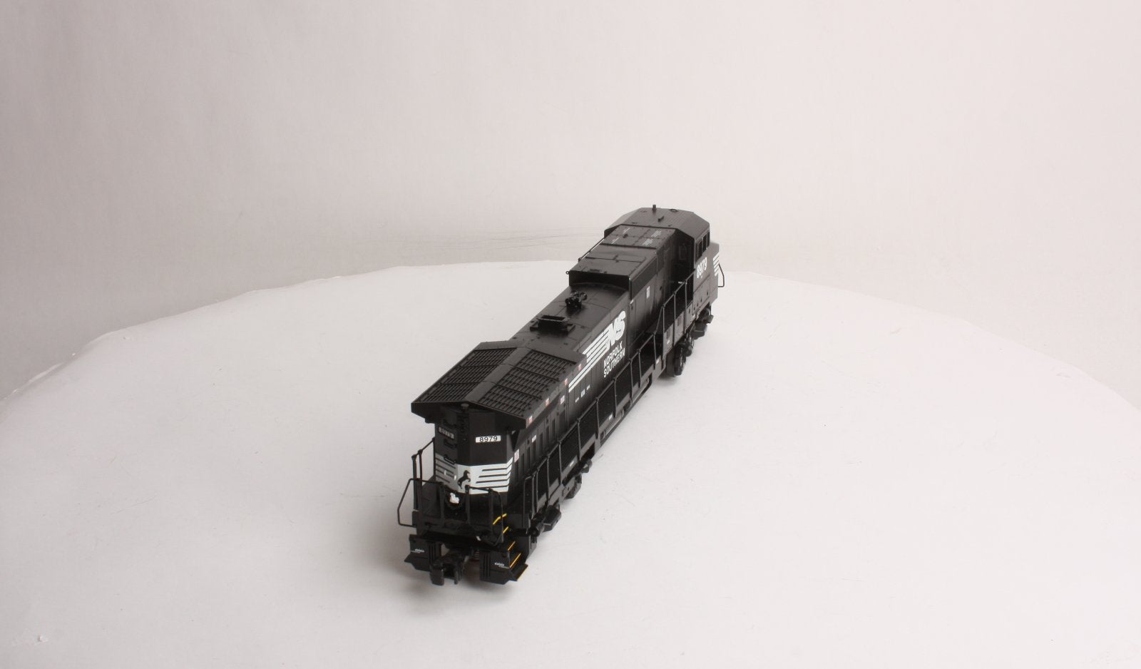 Lionel 6-18255 O Norfolk Southern Dash 9 Command Control w/Railsounds #8979 LN/Box