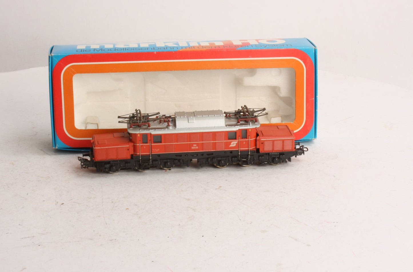 Marklin 3159 HO Scale Austrian Federal Railways Cl. 1020.02 Electric Locomotive EX/Box