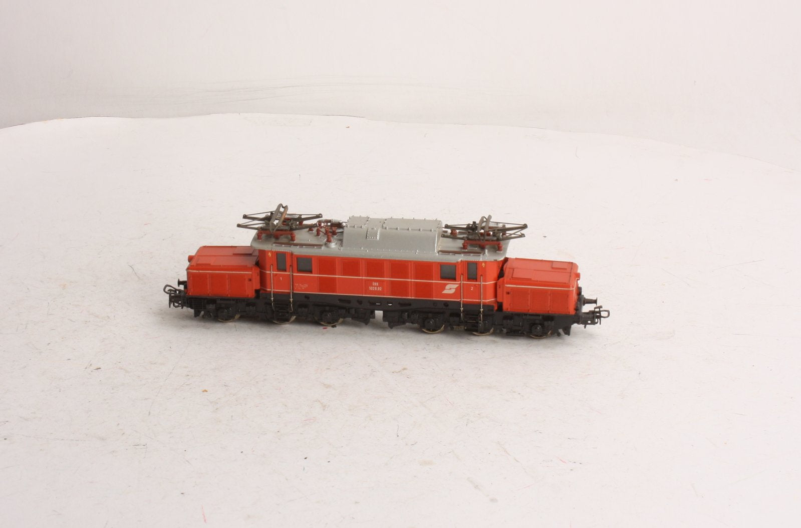 Marklin 3159 HO Scale Austrian Federal Railways Cl. 1020.02 Electric Locomotive EX/Box