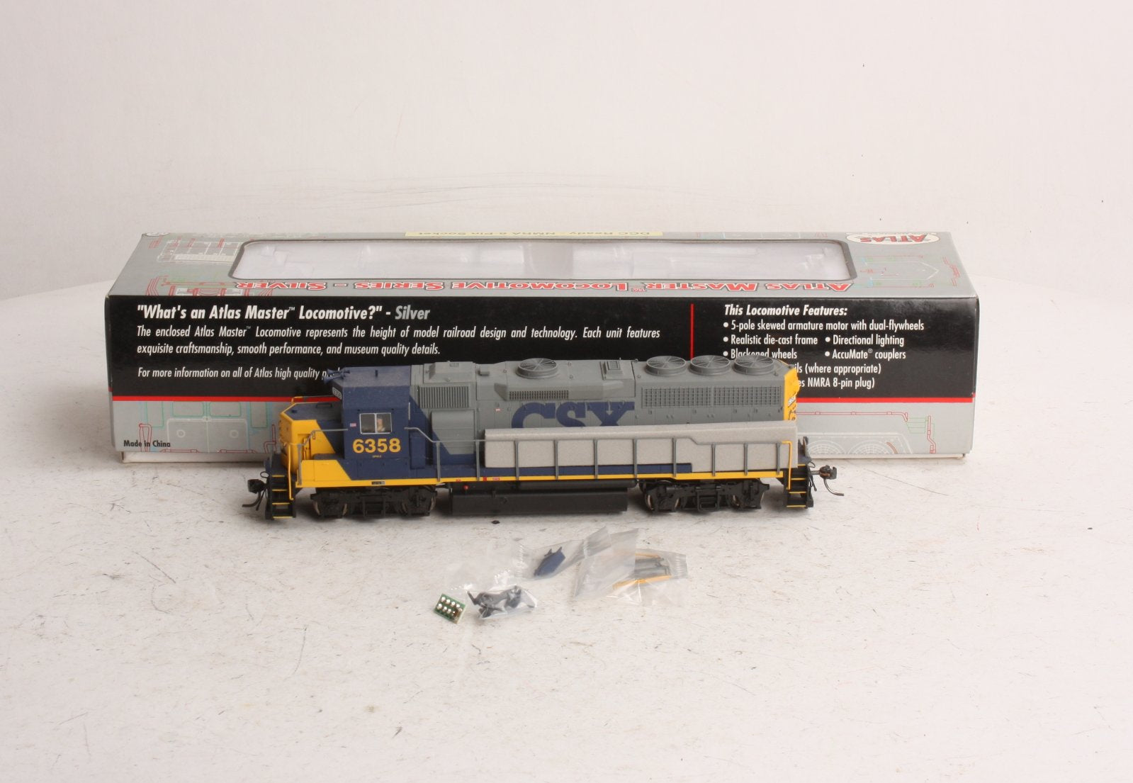 Atlas 10000387 HO CSX GP40-2 Phase 1 Diesel Locomotive w/o Sound #6358 -DC